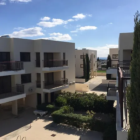 Hills 4 Apt C202 *